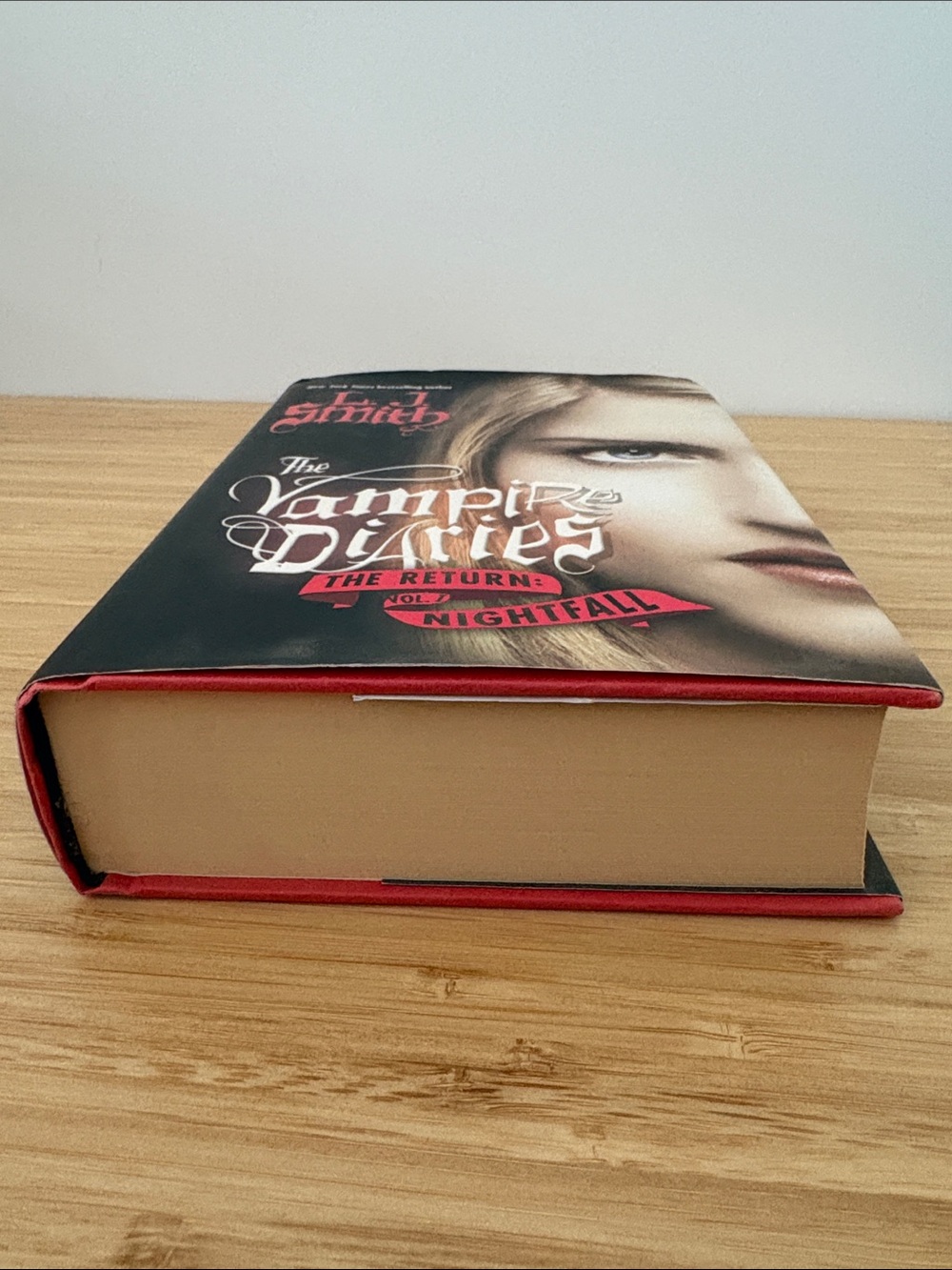 The Vampire Diaries Nightfall Hardcover Dust Jacket - Picture 3 of 9
